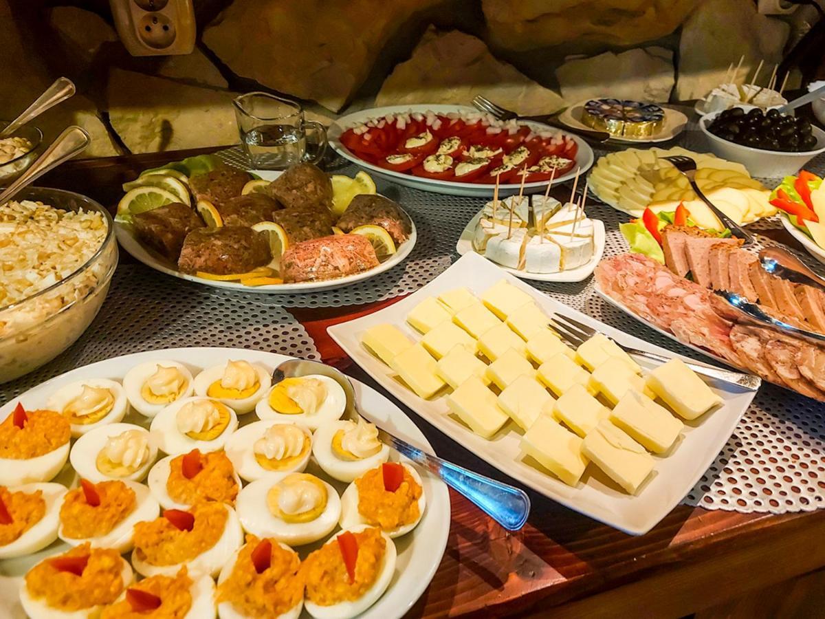Monia Bed & Breakfast
